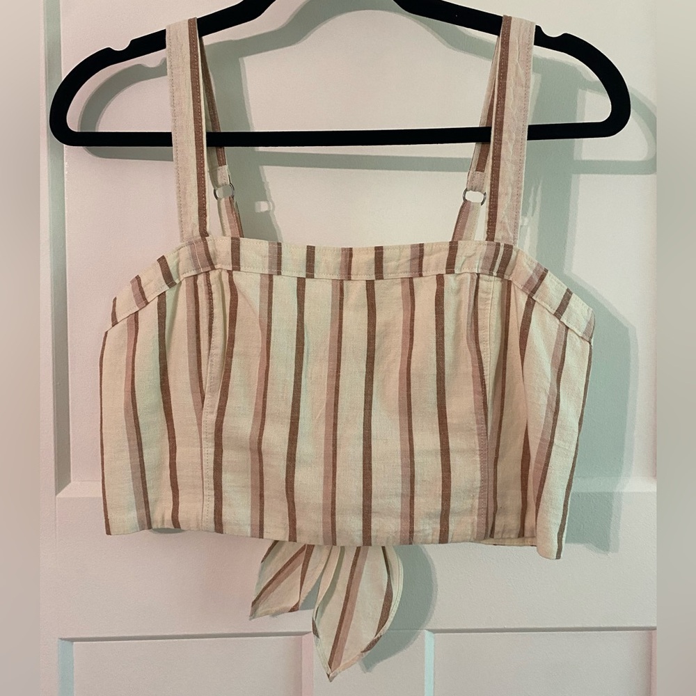 Abercrombie and fitch crop top